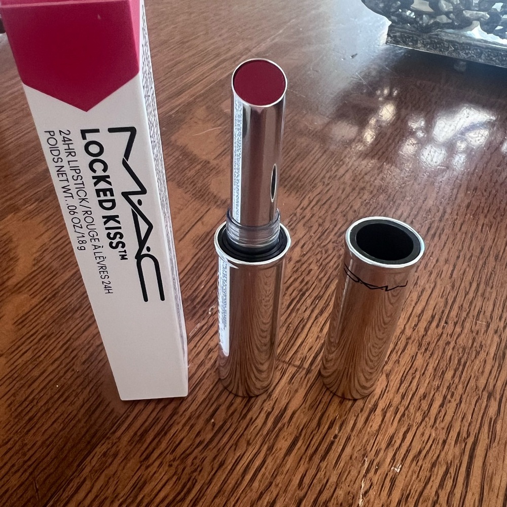 MAC Locked Kiss 24HR Lipstick- Ruby True BNIB